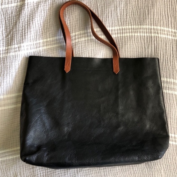 Madewell Handbags - 1937 Madewell original transport tote